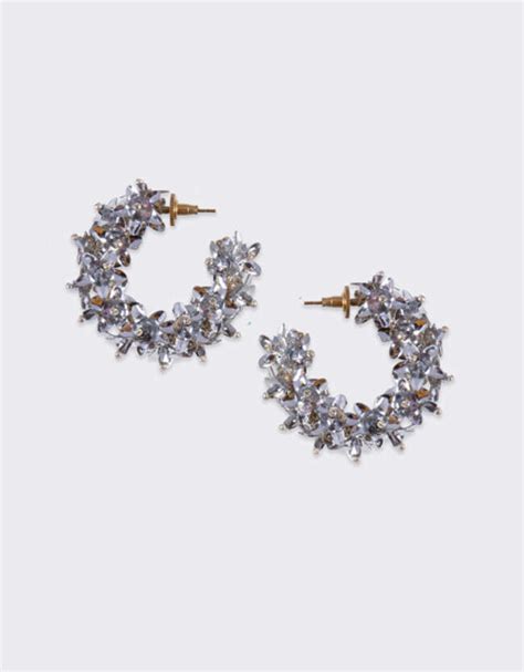 Silver Streak: Monochrome Metallic Looks For Your Next Party | Grazia India