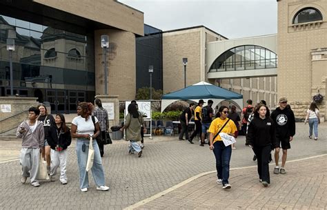 Returning students, alumni energize Brandon University – News