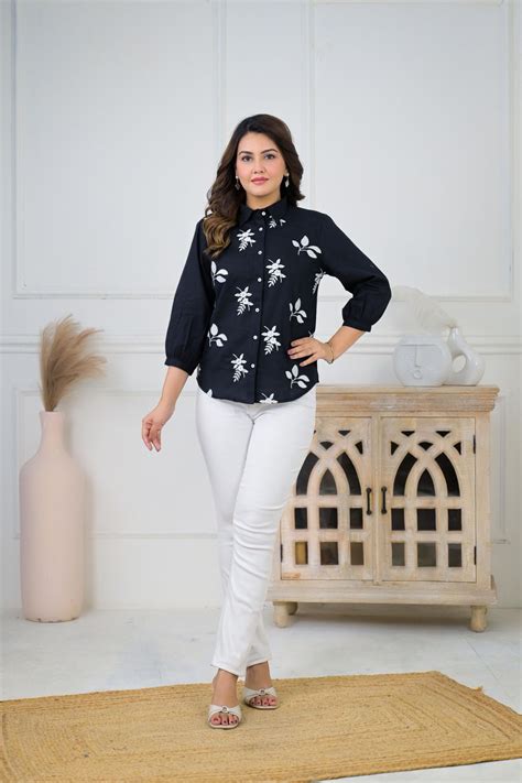 Short Kurti – Qurbat