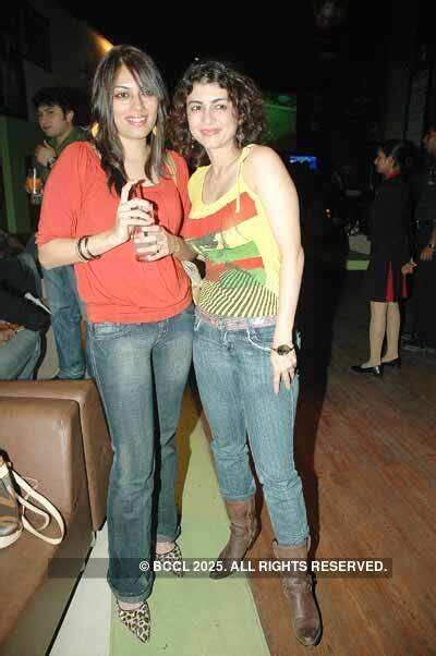 All Sports Bar party at Andheri on October 6 - Photogallery