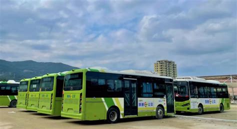 普宁102路公交车今天开始试运行_深圳热线