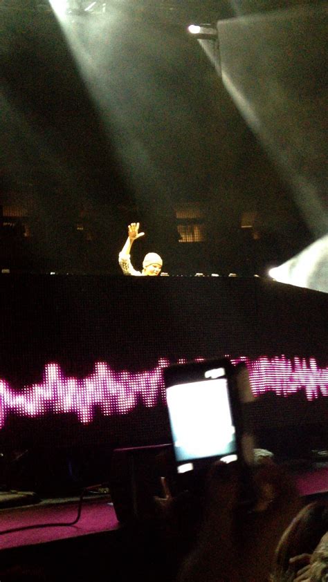 Another video of Tim performing at PSU in 2011. A little closer and a ...