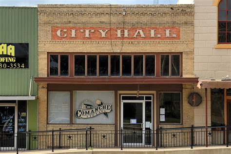 Comanche Funeral Homes, funeral services & flowers in Texas