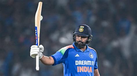 How much did Rohit Sharma score today in India vs Pakistan Champions ...