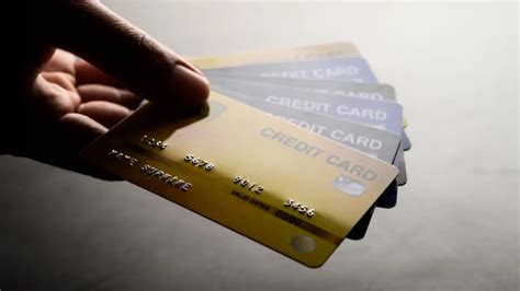 Credit Card बिल का भुगतान नहीं किया तो क्या होगा? वसूली के लिए क्या ...