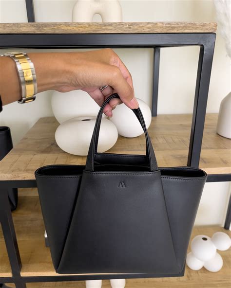 KAAI Pyramid Review: A Work Bag That Handles All Our Needs