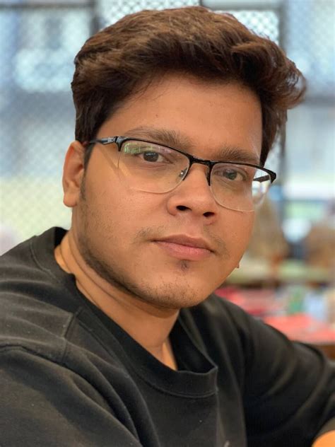 Roamhome offers you the best prices to book villas, hotels & homestays ...