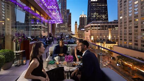 The Best Rooftop Bars In Chicago [2025] | 360 CHICAGO Blog
