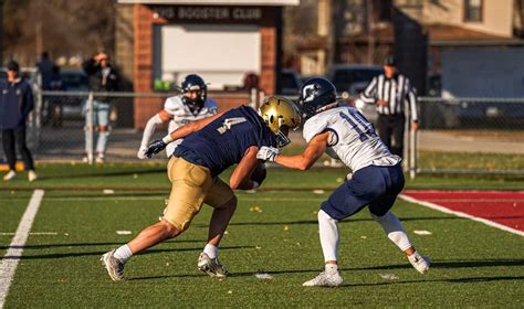 Football: Lancers Fall To Mustangs - Mount Marty University