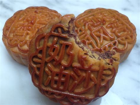 Zhong Qiu Jie is the Mid-Autumn Festival in China