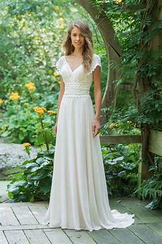 prix de la robe votre robe de mariage boheme 66016 lillian west proche prix de la robe votre robe de mariage boheme 66016 lillian west proche