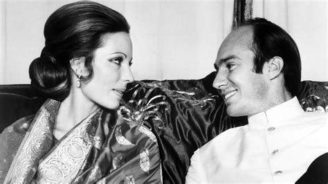 Las dos bodas del Aga Khan IV: una modelo, una princesa, cuatro hijos y ...