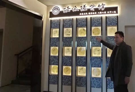 “八轻八重八周到”：探访扬州首家搓背馆，扬州沐浴擦背技术目前是“国家标准”|扬州|八重|非遗_新浪新闻
