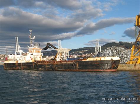 Split Three - Hopper barges | Dredgepoint