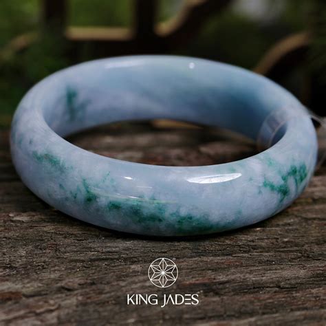 Vòng Bạch Ngọc Ánh Tím King Jade 045