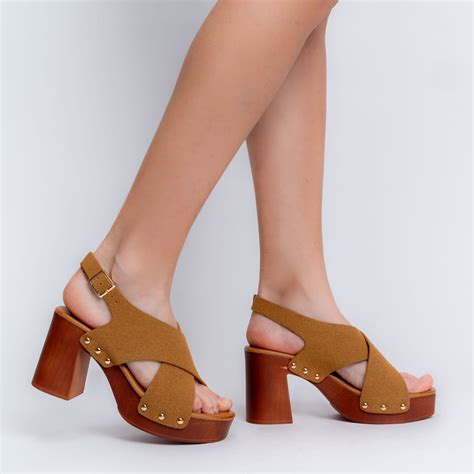 The Rockstar Rizz - Camel Brown Heels – Forever Shoe Bazar