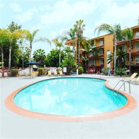 DAYS INN BY WYNDHAM MISSION VALLEY/SDSU (San Diego) - Hotel Reviews ...