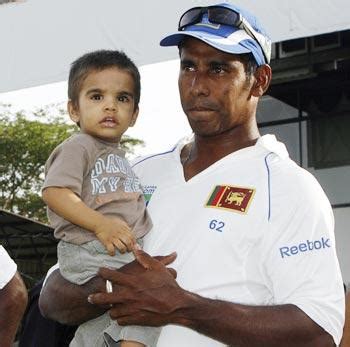Vaas fades into Test sunset - Rediff Sports