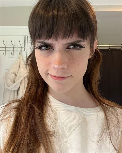 Soogsx - Sizzling Model Comes into Spotlight due to her Racy Content