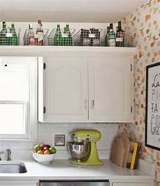decorating ideas above kitchen cabinets 20 stylish and budget friendly ways to decorate above kitchen cabinets amazing diy interior decorating ideas above kitchen cabinets 20 stylish and budget friendly ways to decorate above kitchen cabinets amazing diy interior