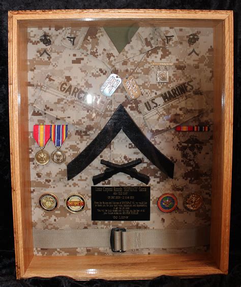 USMC shadow box Questions on design or price contact Lunawood1775@gmail ...