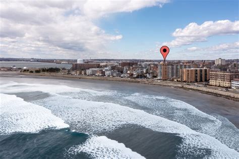 3 Lynn Shore Drive unit 3r Lynn, MA