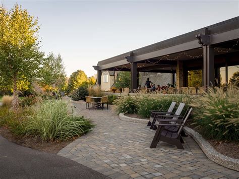 Cascade Hills Country Club Porch and Fire Pit - Integrated Architecture