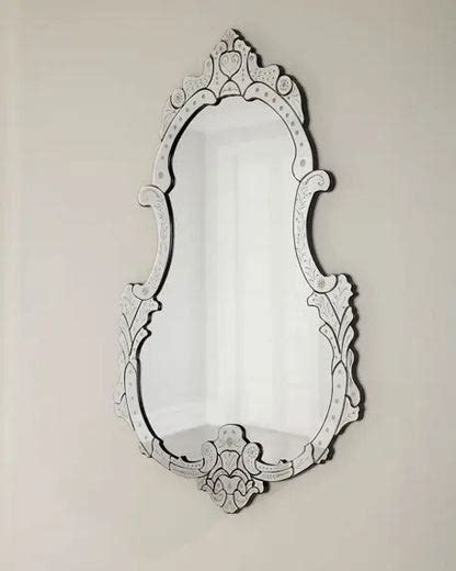 Pear-Shaped Mirror VDHC-06 - Design - Shop Authentic – Venetian Design ...