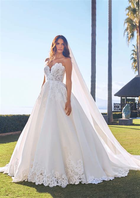 Pronovias - Patsy's Bridal Boutique