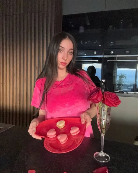 grace smalls (@gracemilkers) • Instagram photos and videos