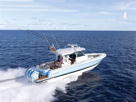 2023 Formula 387 CCF Boat Test, Pricing, Specs | Boating Mag