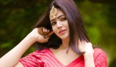 Actress Soniya Bansal is busy shooting for back-to-back music videos ...