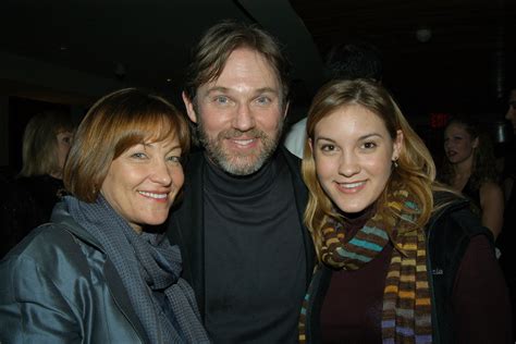 Richard Thomas Celebrates 28th Anniversary with Wife Who Lifted Him up ...
