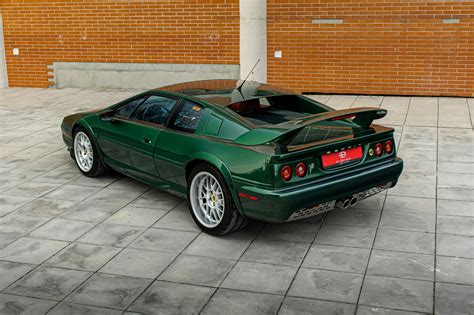 2004 LOTUS ESPRIT V8 'FINAL EDITION' - 998 MILES for sale in Zlín, Czechia