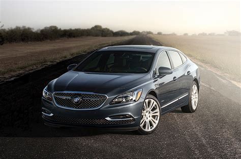2018 Buick LaCrosse Avenir Specs, Performance & Photos - autoevolution