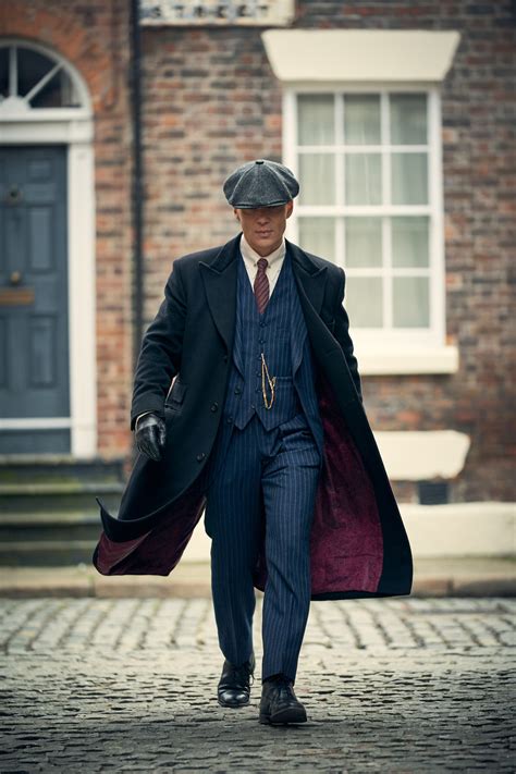Peaky Blinders Costume Designer Shares How to Dress Like Thomas Shelby ...