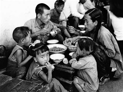 大饥荒60周年 一张血腥合照震惊全世界（慎入） | 人吃人 | 人相食 | 大跃进 | 新唐人电视台