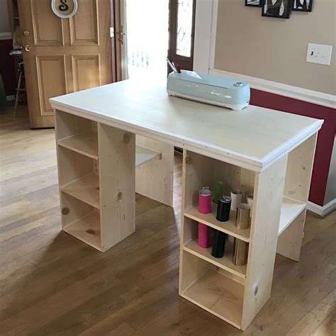 DIY Cricut/ craft table. My hubby's awesome! (just add paint) | Craft ...