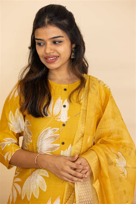 Akshara salwar set in yellow – Sri Ganapathy Silks Sankarankoil Private ...