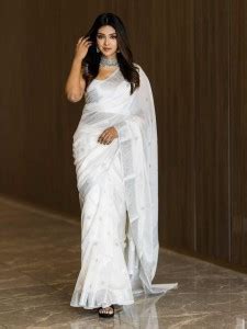 Kerala Sarees - Buy Onam Sarees & Kerala Wedding Sarees Designs online ...