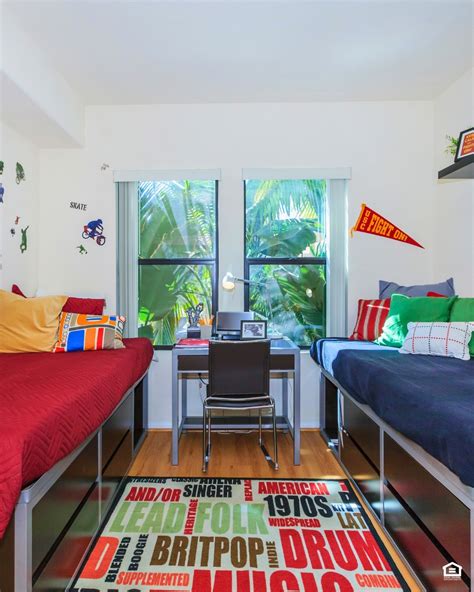 Lorenzo Student Apartments | USC Off-Campus Housing | Need a productivity boost? Switch up your ...