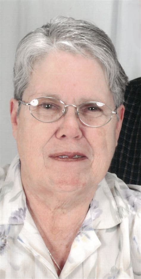 Kathleen E. Runge Obituary - Davenport, IA