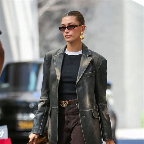 17 Easy Hairstyles to Add to Your Rotation