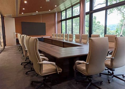 Conference Table Design 的图像结果