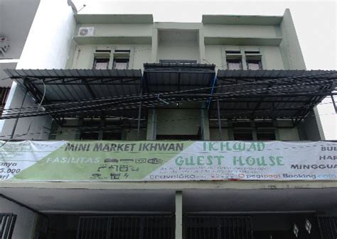 IKHWAN GUEST HOUSE (Balikpapan) - Lodge Reviews & Photos - Tripadvisor