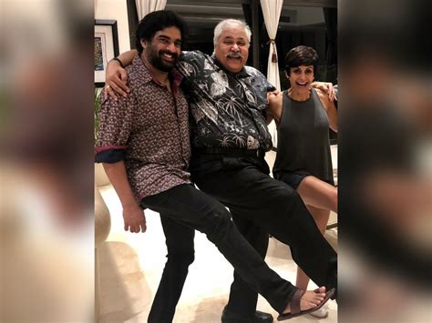 Kajol, R Madhavan, Karan Johar & others grieve over the loss of Satish Shah
