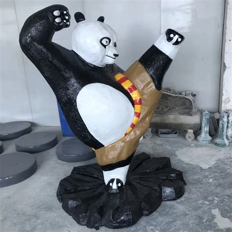 彩绘熊猫玻璃钢雕塑_曲阳县华雄园林雕塑有限公司