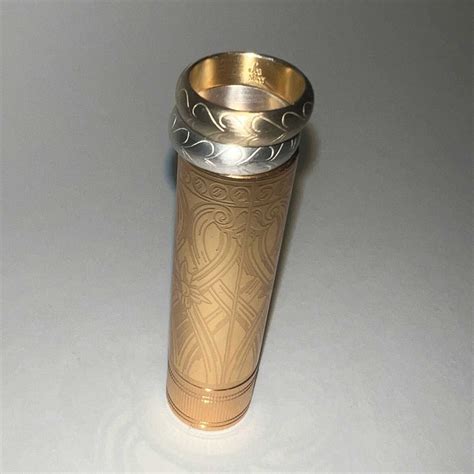 HOLIDAY HEARTS 009 - 감도 깊은 취향 셀렉트샵 29CM