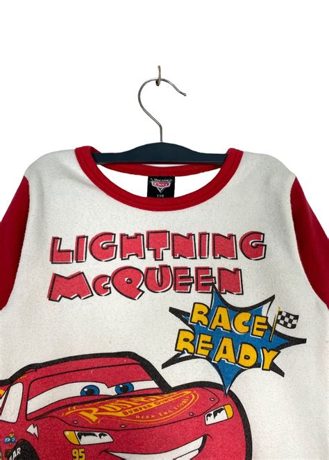Disney Rare‼️ Disney Pixar Cars Lightning McQueen Sweatshirt (Kids ...