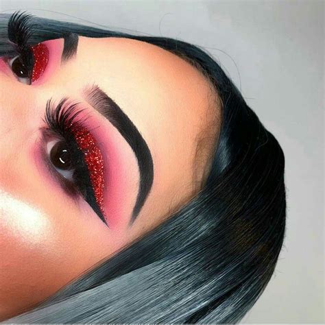 cute red makeup looks